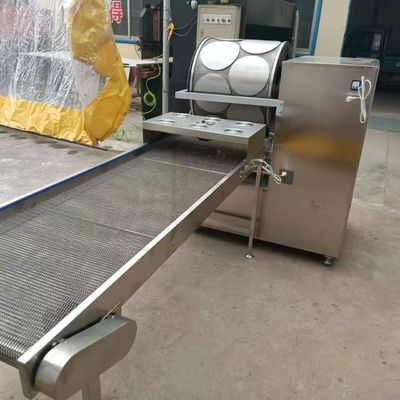 Full Automatic Turning Technology Spring Rolls Machine 120 Pcs/Min