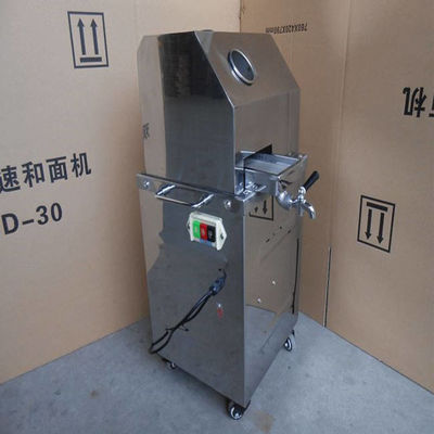 Small Sugarcane Press Machine 750w For Commercial Catering Shop